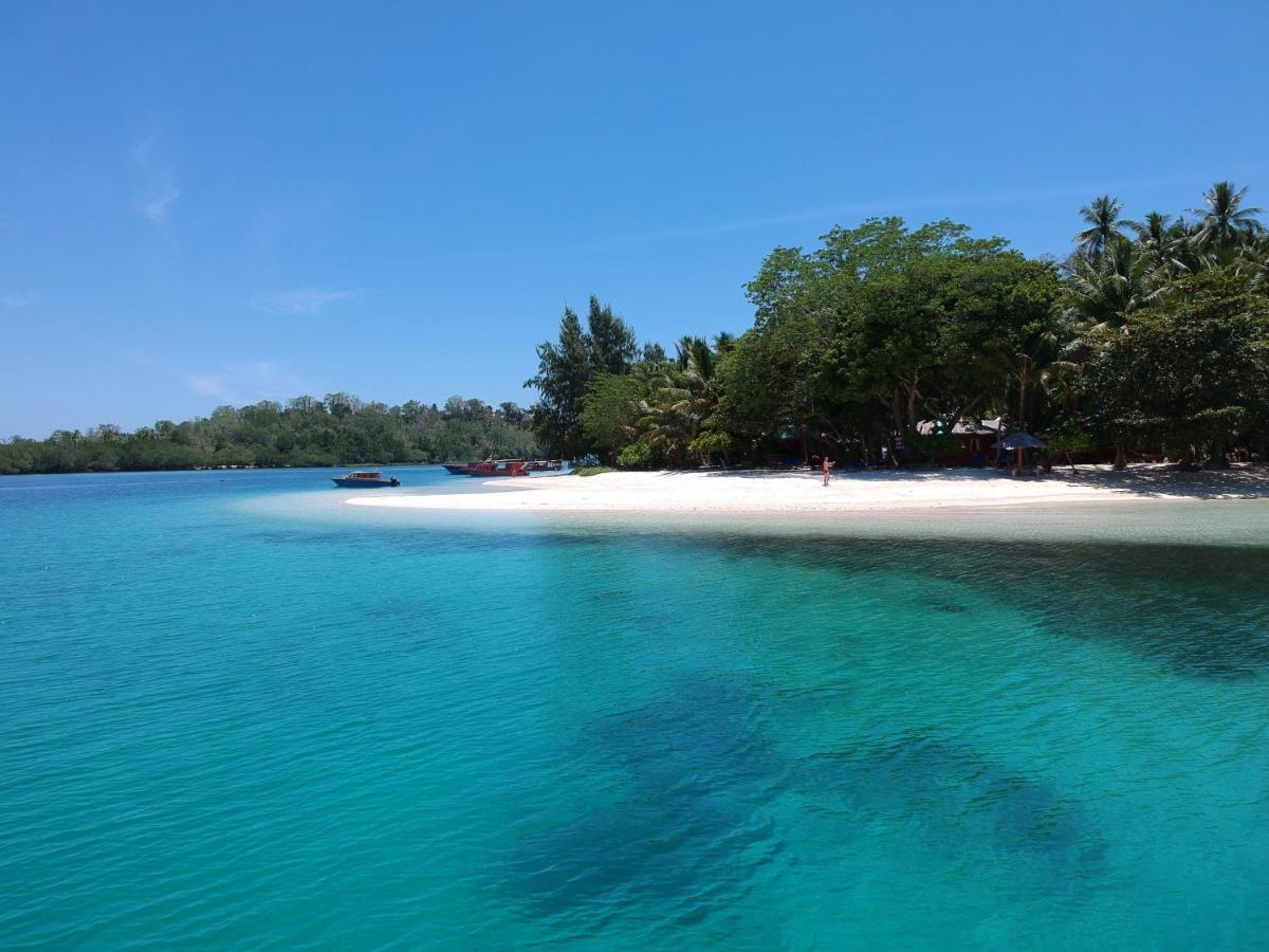 Blue Bay Divers Likupang Bangka 外观 照片